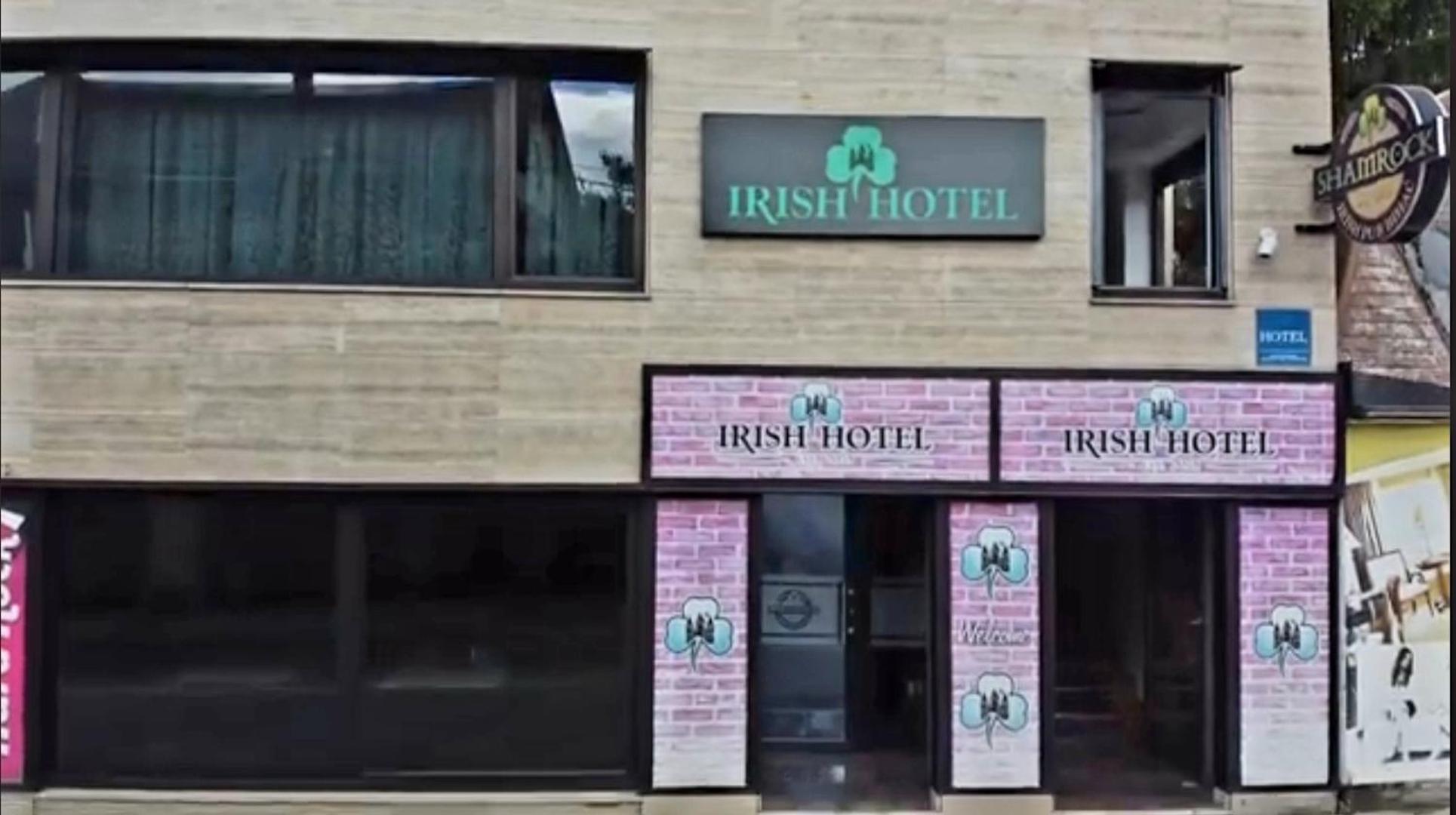 Irish Hotel Bihac Exterior photo